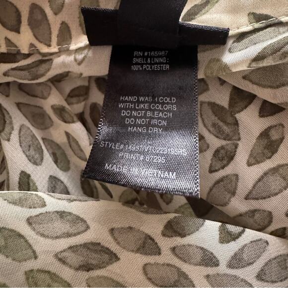 Kate and Lily leaf print long sleeve tired maxi dress, size 12 - Picture 6 of 10